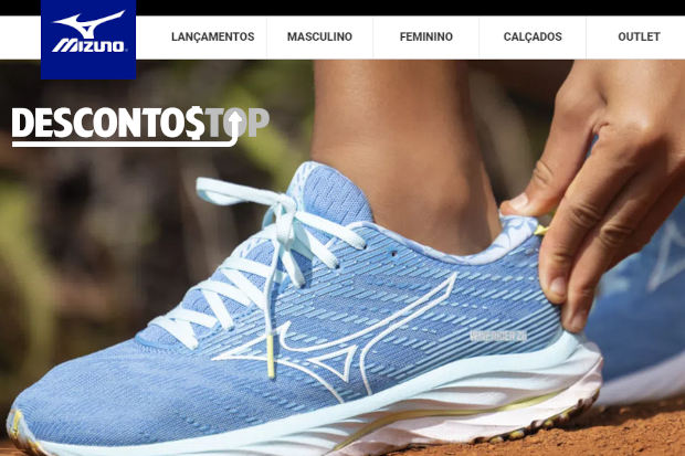Captura de tela do site Mizuno, com um tênis em destaque.