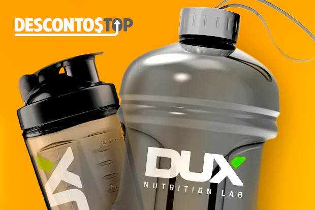 Captura de tela do site Dux Nutrition, com enfase para as garrafinhas de agua do Banner inicial do topo do site.