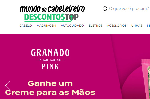Captura de tela do site Mundo do Cabelereiro, com destaque para o logo e mostrando um pedaço de um dos banners iniciais.